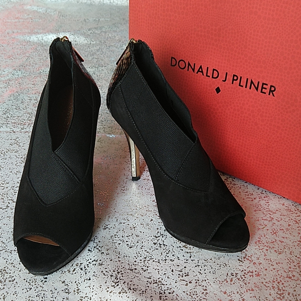 Donald J Pliner Sassi Platform Bootie - image 1